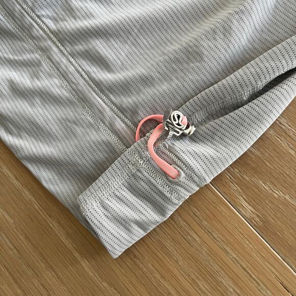 Lululemon Rest Less Tank Heathered Light Grey Wee Stripe - Picture 2 of 3